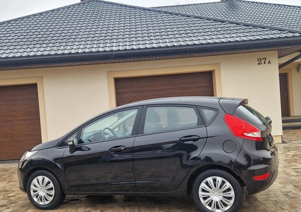 Ford Fiesta cena 19998 przebieg: 167000, rok produkcji 2010 z Łask małe 79